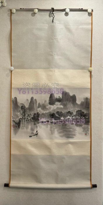 徐悲鴻的漓江春雨榮寶齋木板水印原裝裱有標簽北方干燥地桿有輕微彎曲品
