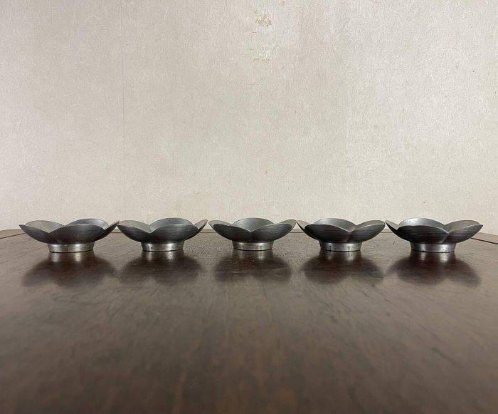 古錫茶托 忠信浄錫5ヶ 晚清民國【忠信淨錫】 古錫茶托茶托五客☆總重:411g☆ | Yahoo拍賣