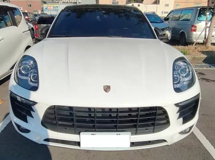 【批發價限量出清】Porsche Macan 2016