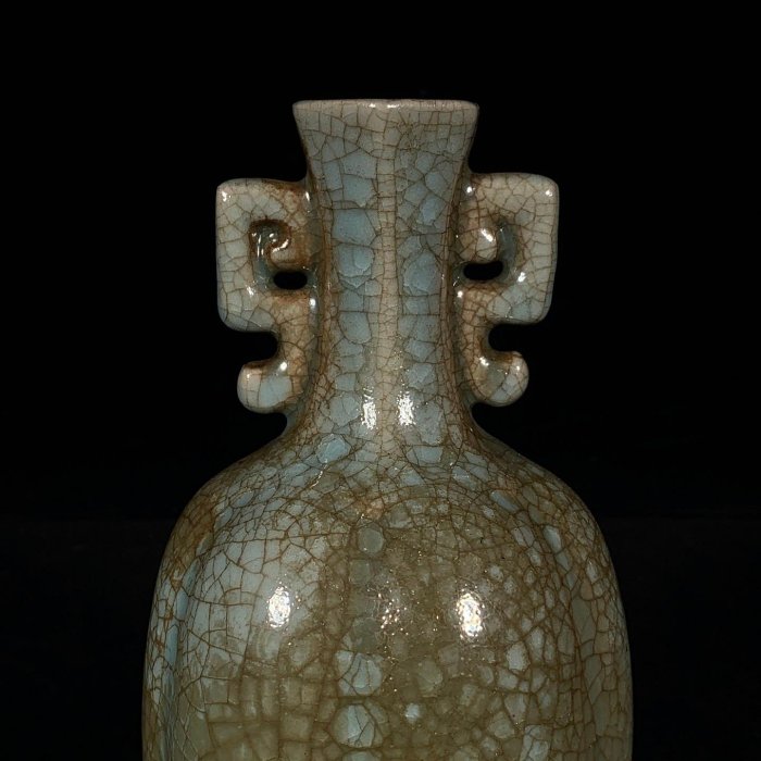 宋汝窯冰裂紋雙耳瓶，高22直徑11cm，300468 瓷器官窯汝窯【古雲