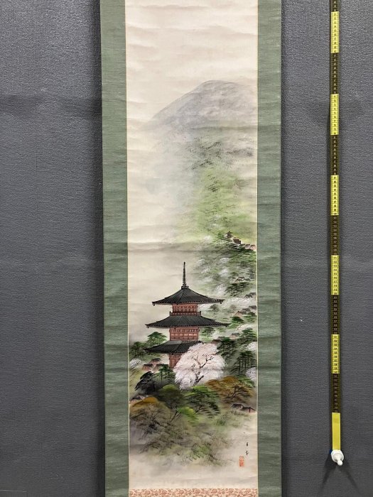 嚴選華峰創作設色山水茶掛《櫻山樓閣圖》，精工細作國畫藝術品，適合