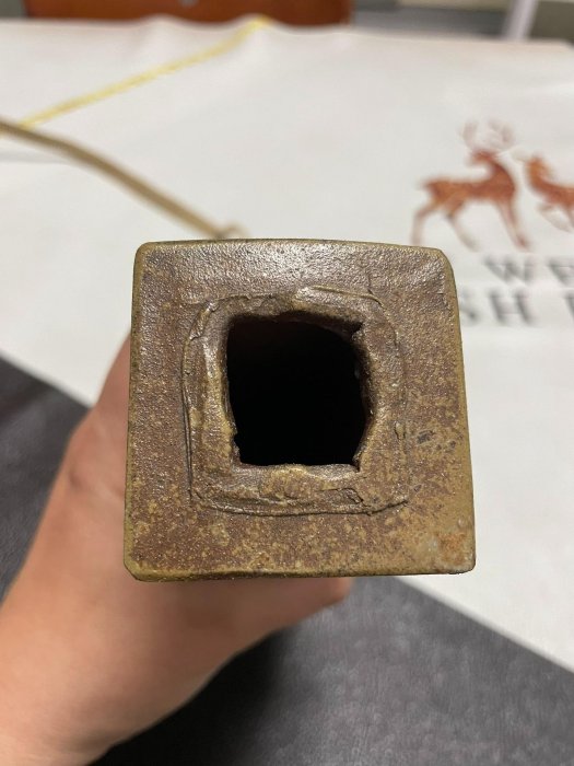 日本備前燒一草作初代小山一草四方花入花瓶，高約23cm嚴選帶原盒及原貢
