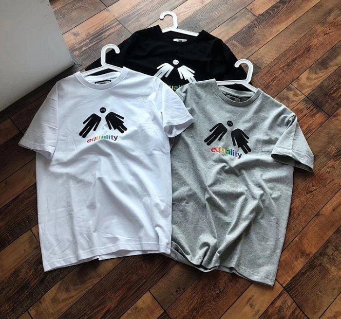 大東全球購~kith equality tee 男女平等刺繡短袖t恤fw18 FindPrice