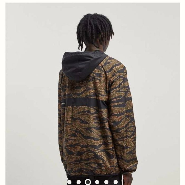 adidas Originals Tiger Camouflage Windbreaker Jacket 虎斑迷彩防風