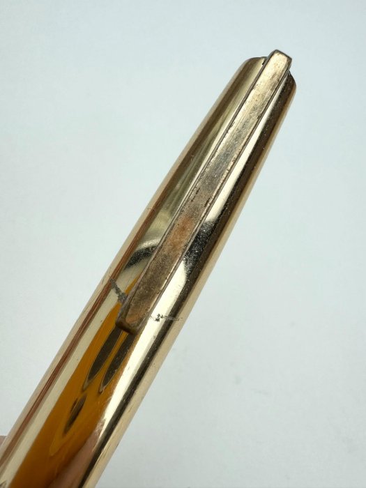 丸善雅典娜Maruzen Athena古董鋼筆，紅色，14k，筆握前面金片是和筆尖