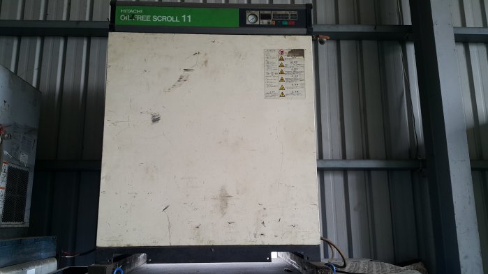 日立-15HP 無油渦捲式空壓機