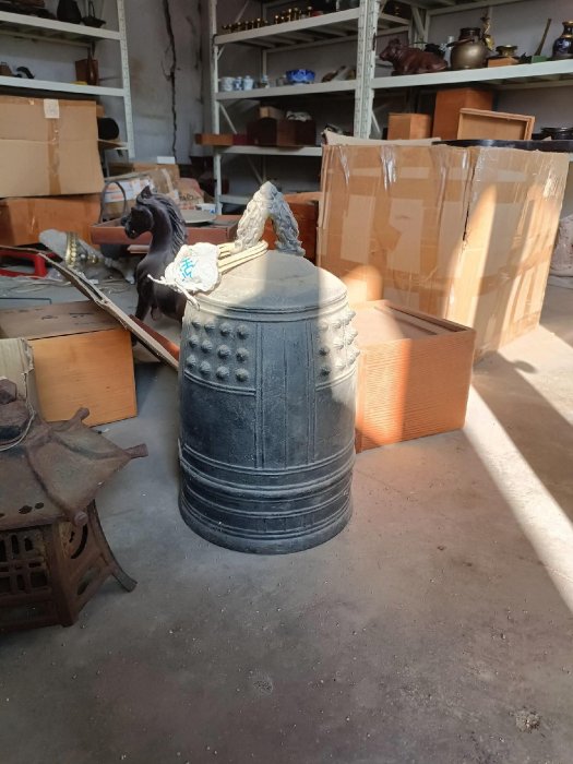 日本的古董大正昭和早期老銅鐘古鐘梵鐘佛教寺廟祈福鐘，特大型，厚重