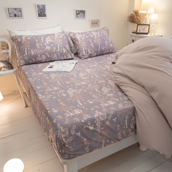 鹿先生的奇幻小屋 Q1雙人加大床包3件組 四季磨毛布 北歐風 臺灣製造 棉床本舖