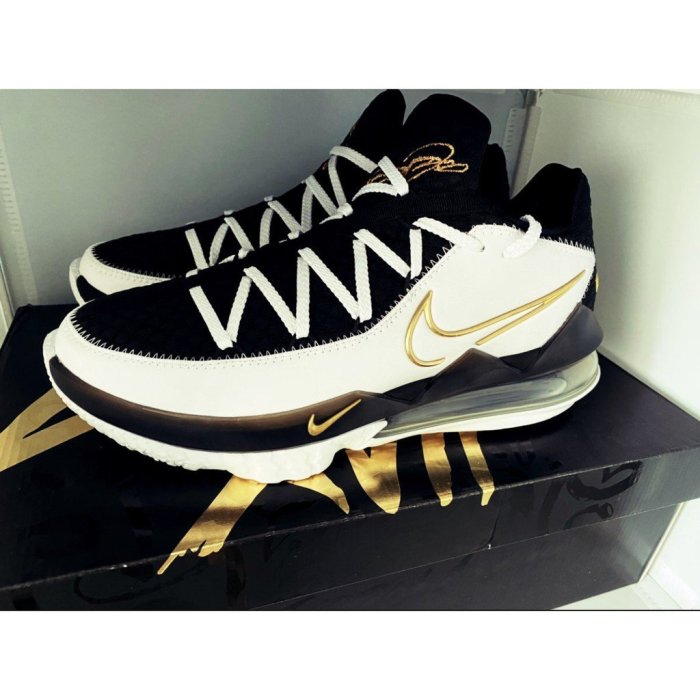 【正品】全新 Nike Lebron 17 Low EP 黑白金潮鞋
