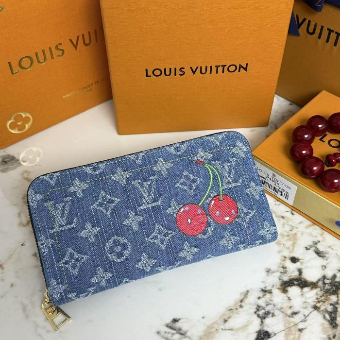 精品長夾 LV新款長夾 拉鍊開關零錢包 M60017牛仔櫻桃 卡包 如圖 配盒子包裝