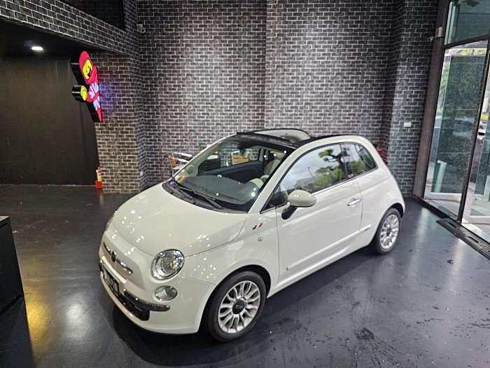 2014 FIAT 500 C Cabrio 稀有敞篷 樂高汽車