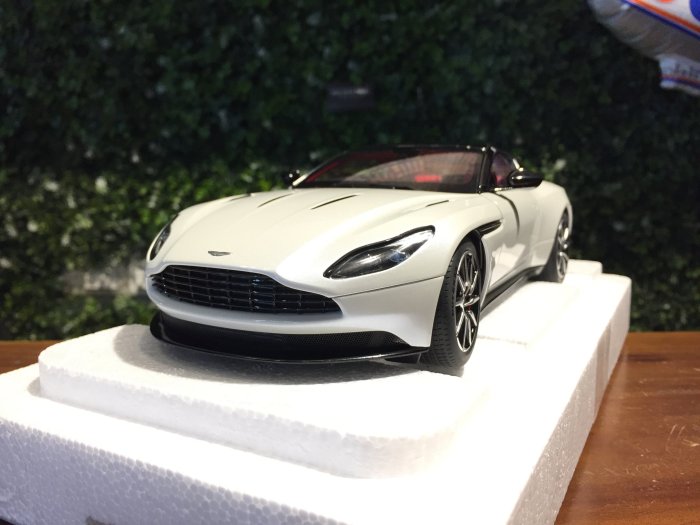 1/18 AUTOart Aston Martin DB11 White 70266【MGM】 | Yahoo拍賣
