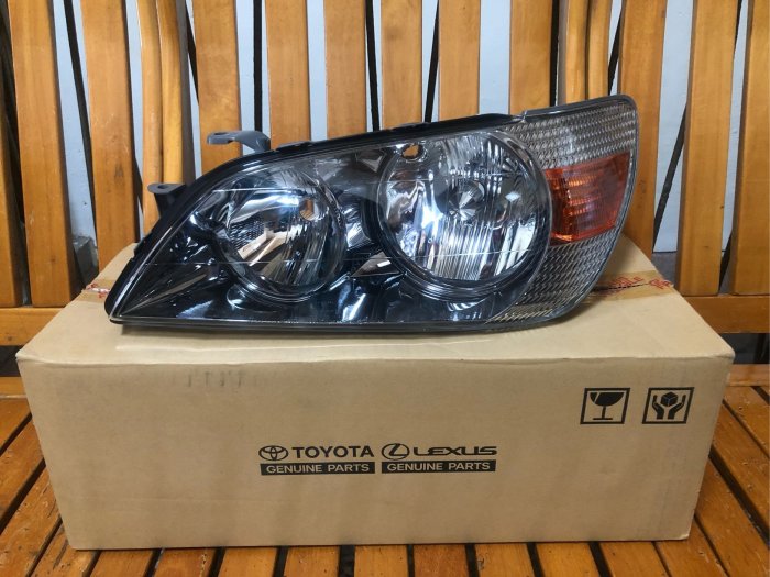 LEXUS 正廠大燈 IS200 IS250 ES300 ES330 ES350 GS300 GS350 RX330