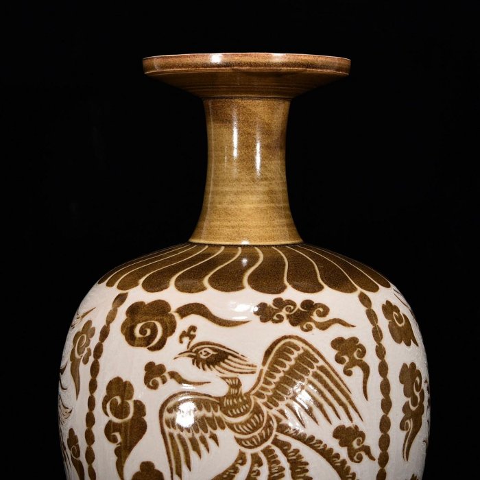 宋代　定窯 宋定窯刻龍鳳紋盤口瓶，高6釐米，直徑22釐米，6002868 建窯瓷器官窯