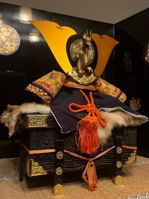 龍玉作 兜 甲冑飾 龍玉作 兜飾り Yahoo!オークション - 兜 飾り 特選