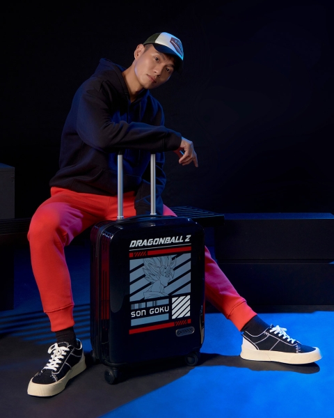 促銷價【OUTDOOR】DRAGON BALL聯名款-七龍珠20吋行李箱-黑色 ODDB22B20BK