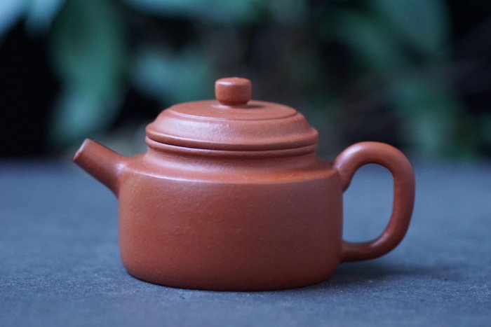 茶壺 hn967sa, 般若勘溪作七贤士图约0.8L 砂铁铁壶