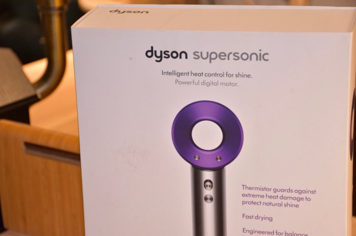 奇機巨蛋06.10.08【dyson戴森】Dyson Supersonic HD01 吹風機紫色全新