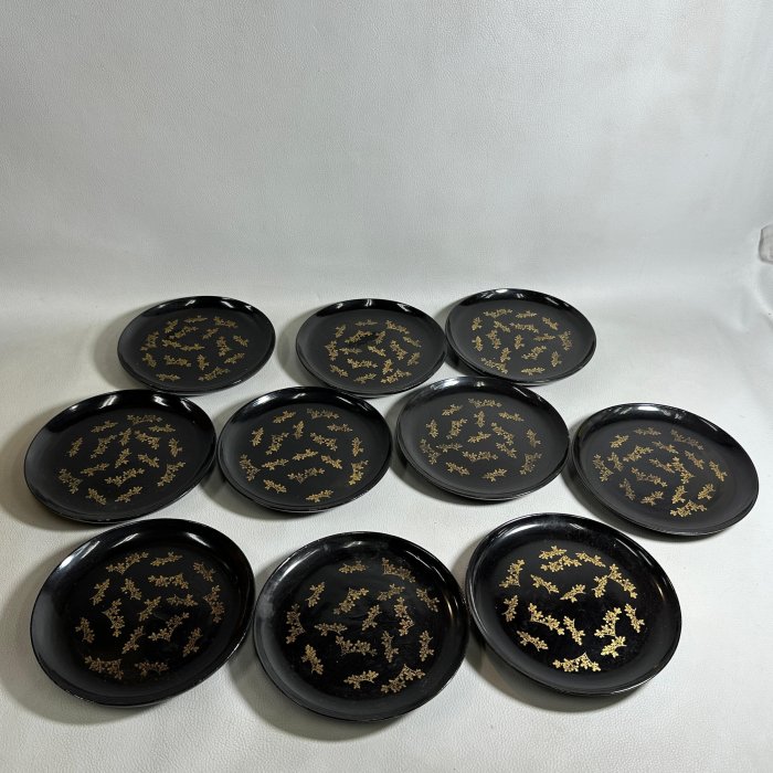 古玩輕鬆拍】古日本明治45年(1912年) 傳統漆藝古美術木胎蒔繪草藤紋黑