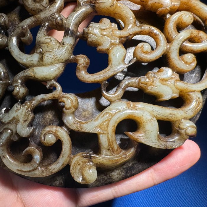 中国古玉　天然石和田玉 双龍浮彫彫刻　田黄古石 家財お守用　縁起物　時代物 中国古玉 天然石和田玉 双龍浮彫彫刻 田黄古石 家財お守
