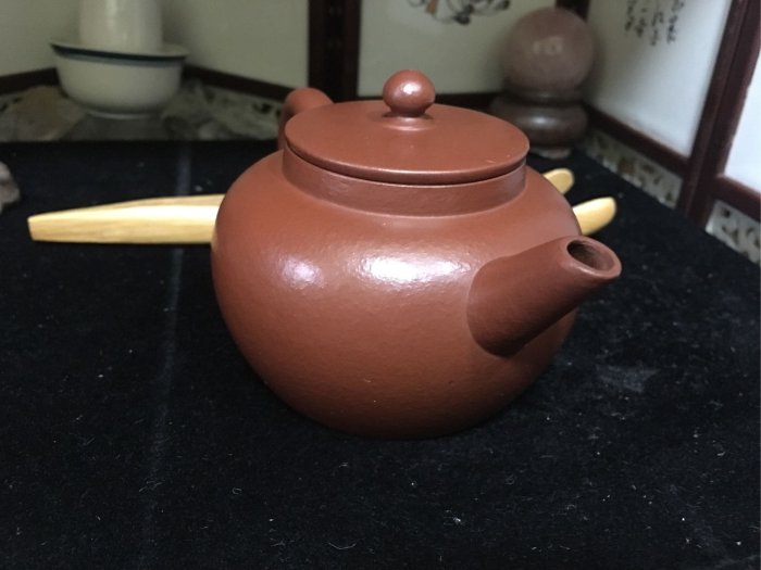 皇室御用精品紫砂館@全手工壺.袁義和.朱泥平蓋水平壺.清.朱泥暗紅