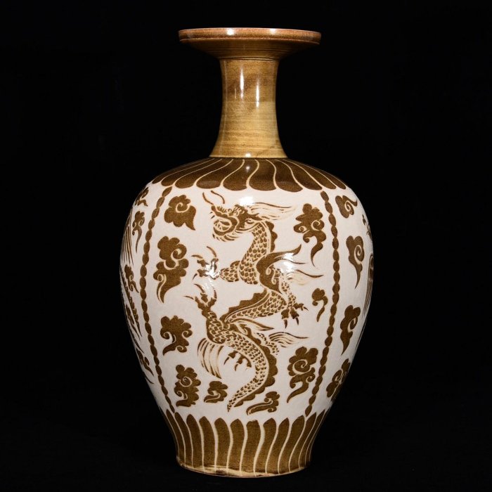 宋代　定窯 宋定窯刻龍鳳紋盤口瓶，高6釐米，直徑22釐米，6002868 建窯瓷器官窯