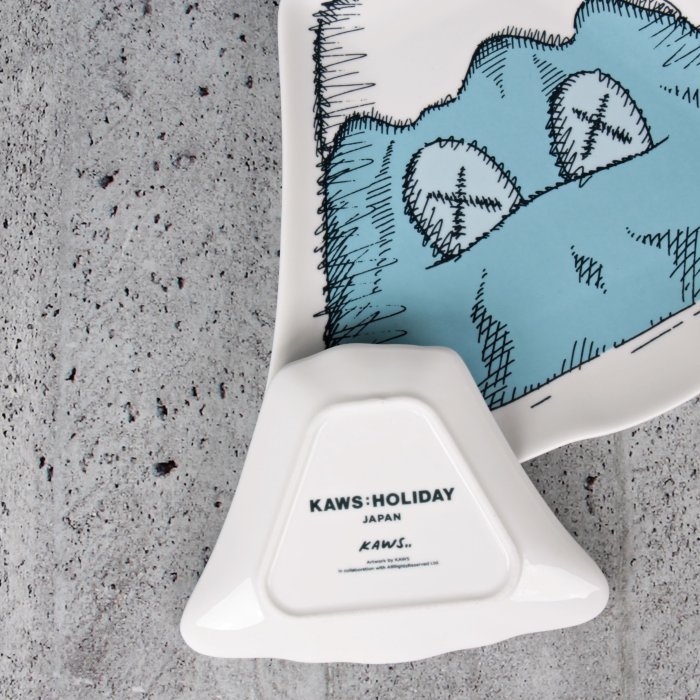 KAWS HOLIDAY JAPAN プレート セット カウズ 富士山 お皿 KAWS Holiday