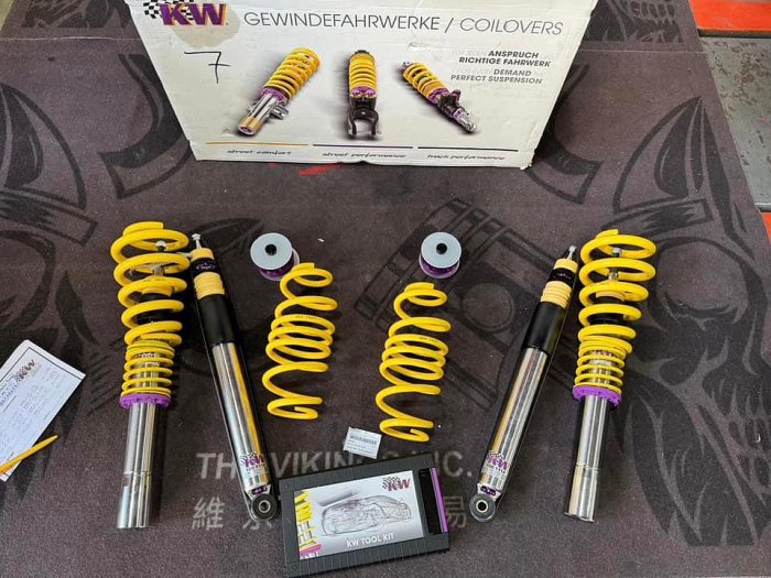 PORSCHE Macan x 3, Macan 2.0  安裝KW V3+ Macan 2.0  安裝Eibach短彈簧, Macan GTS 大保養