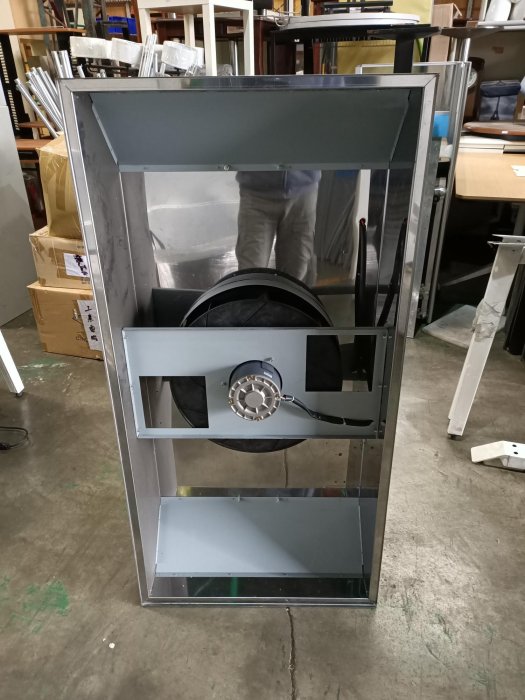 桃園國際二手貨中心-----臺灣製造 FFU-242SP 220V單向 空氣淨化器濾芯FFU風機過濾.FFU高效過濾器 FFU凈化器 附全新濾網（全新庫存品）