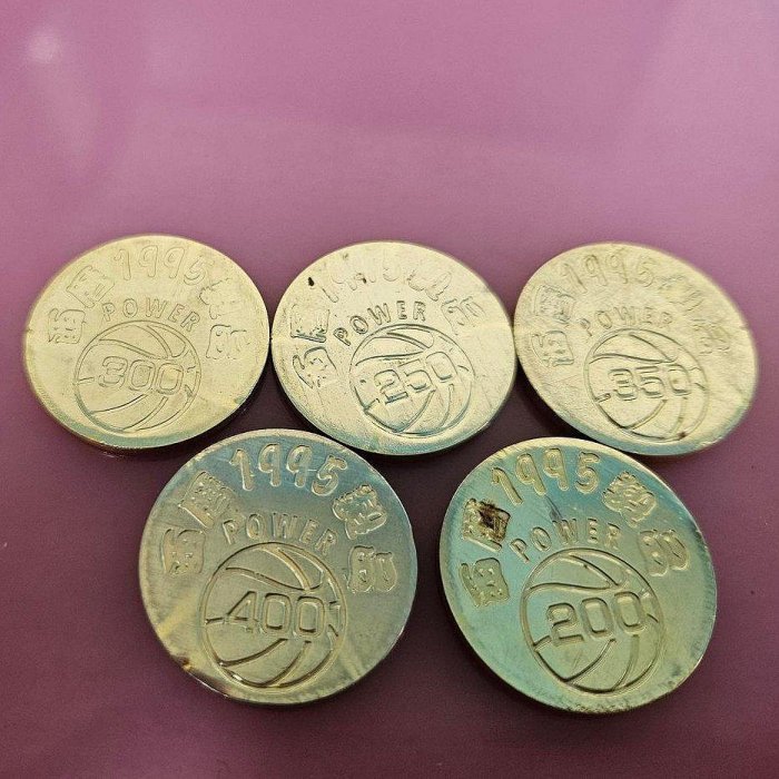 灌籃高手_紀念金幣_ 西曆1995製品櫻木花道、赤木、宮城、晴子、安西