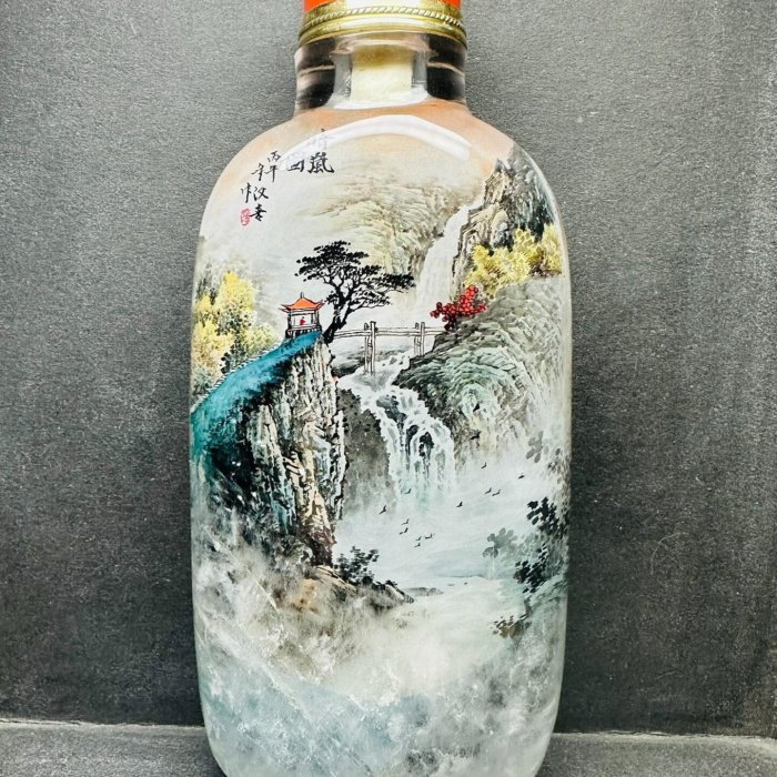 天然水晶內畫鼻煙壺名家山水手繪作品用色漂亮山水意境結合水晶創作尺寸