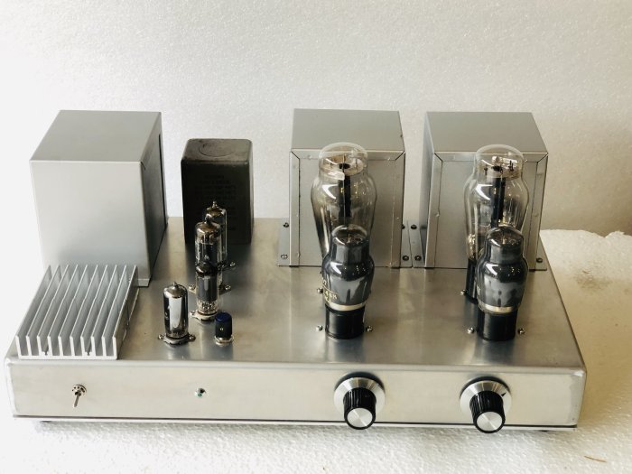 代購VT52 或345真空管前級擴大機(管王有輸出變壓器,也可直接插2A3,345