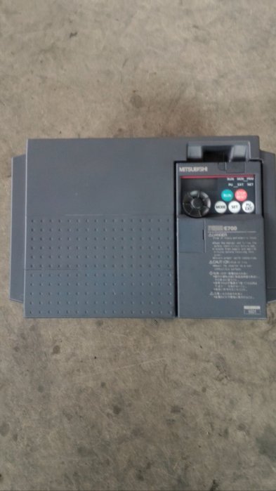 日本三菱變頻器E740-7.5K=10HP/380~480V
