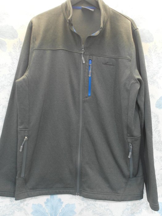 澳洲KATHMANDU altica200灰色機能外套