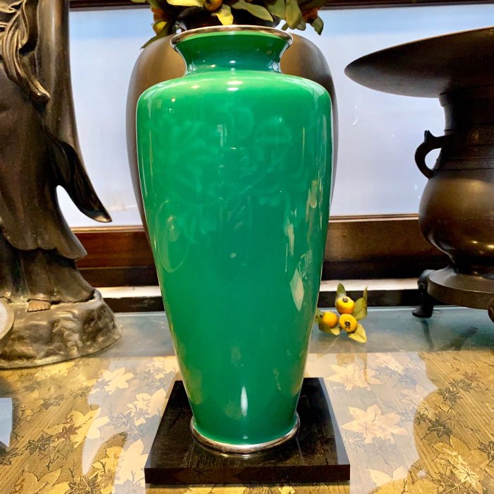 七宝焼　翡翠釉　牡丹文　花瓶　唐木台付　時代箱　C　6690 七宝焼 翡翠釉 牡丹文 花瓶 唐木台付 時代箱 C 6690