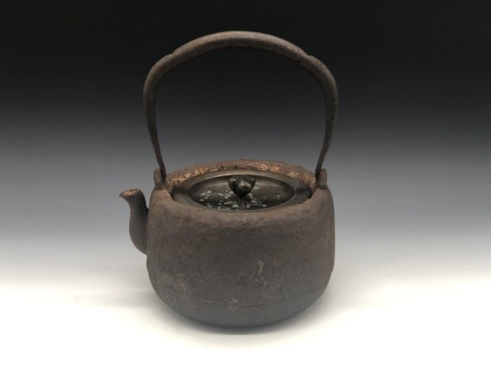 龍文堂 七代 安之介造 鉄瓶 花押在銘 f002