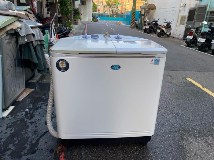 三洋：10公斤雙槽洗衣機(洗衣機 乾衣機 小鮮綠 小太陽二手家電