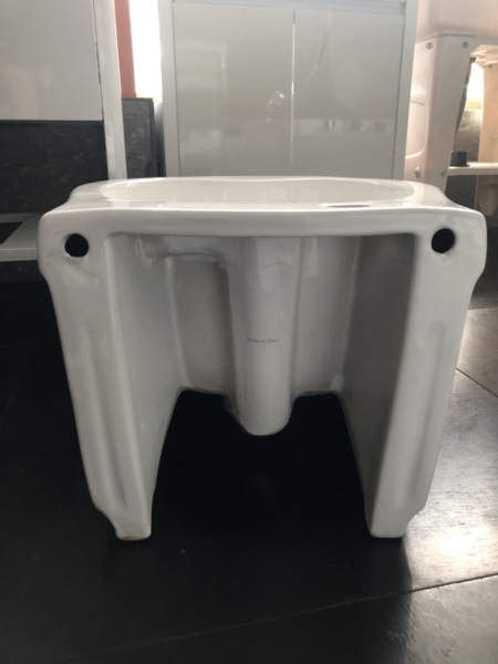 【麗室衛浴】C-761-3 陶瓷養身泡腳盆 洗腳盆不含龍頭 及排水配件 product image 3