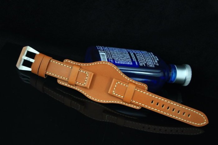 24mm皮底皮面bund watch strap hamilton飛行軍錶風格錶帶,白線