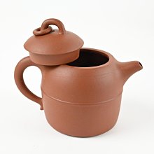 乾隆年製　朱泥茶壺 乾隆年制”款朱泥壶