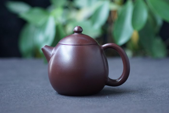 敦敦壺】-【周國君製】名家工藝美術師~龍旦壺~200cc紫砂茶壺(T1639