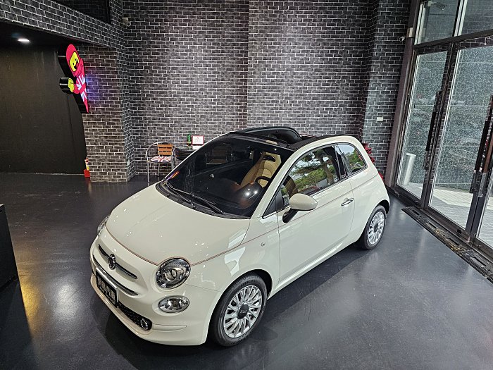 2020 FIAT 500 C Cabrio 最終末代款 跑八百如新車 樂高汽車