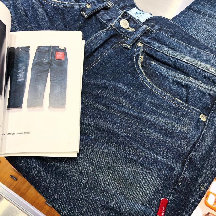 希少 WTAPS Blues Very Skinny Raw Trousers 2333350581.jpg?1722346547
