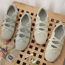 CLICK & FUNNY獨家官方授權 四月新品【CGAECF025W】正韓 230-250 完美駕馭芭蕾美學網格麂皮休閒鞋~首爾蝶衣