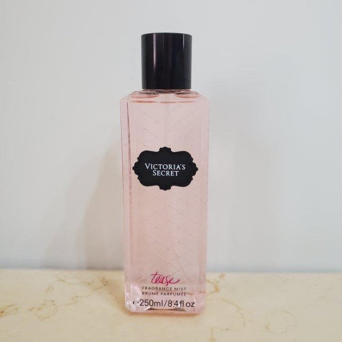 【新品未開封】Victoria's Secret Noir tease 香水 Victoria's Secret】 維多利亞的秘密香氛噴霧250ml / TEASE黑色