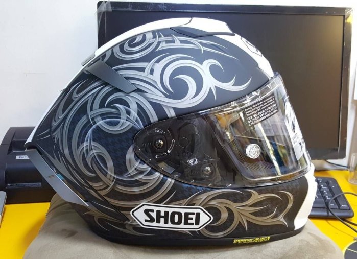 shoei x-fourteen 加賀山5 TC-2 Shoei X-14 Kagayama 5 Helmet Review at RevZilla.com - YouTube
