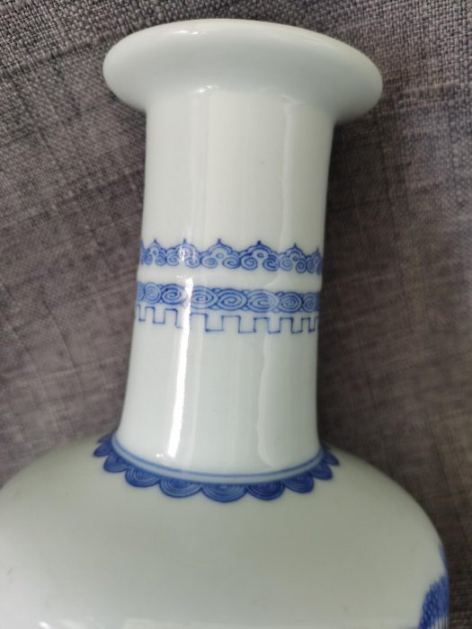 清康熙青花山水人物瓶高212CM浙料翠毛藍分水清晰| Yahoo拍賣