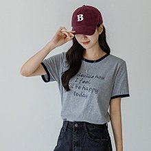 7/29-30快閃優惠價499元   Bellee 正韓  可愛草寫字母雙色領短袖棉質上衣  (4色) 【0724-15】