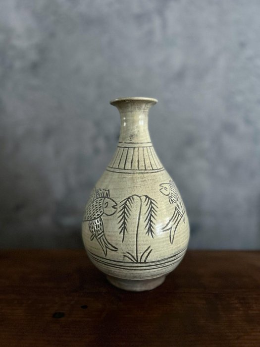 朝鮮李朝白磁粉青沙器柳蔭魚文瓷瓶禮器收藏高麗青花藝品朝鮮古董柳葉瓶