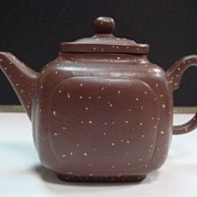 宜興紫砂早期壺舖砂四方開光壺《特價只給第一標》 | Yahoo拍賣